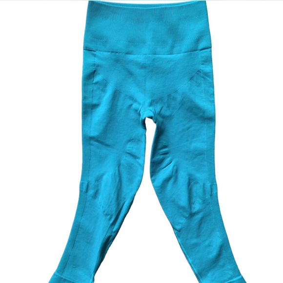 Lululemon Athletica Turquoise Leggings - Picture 2 of 4